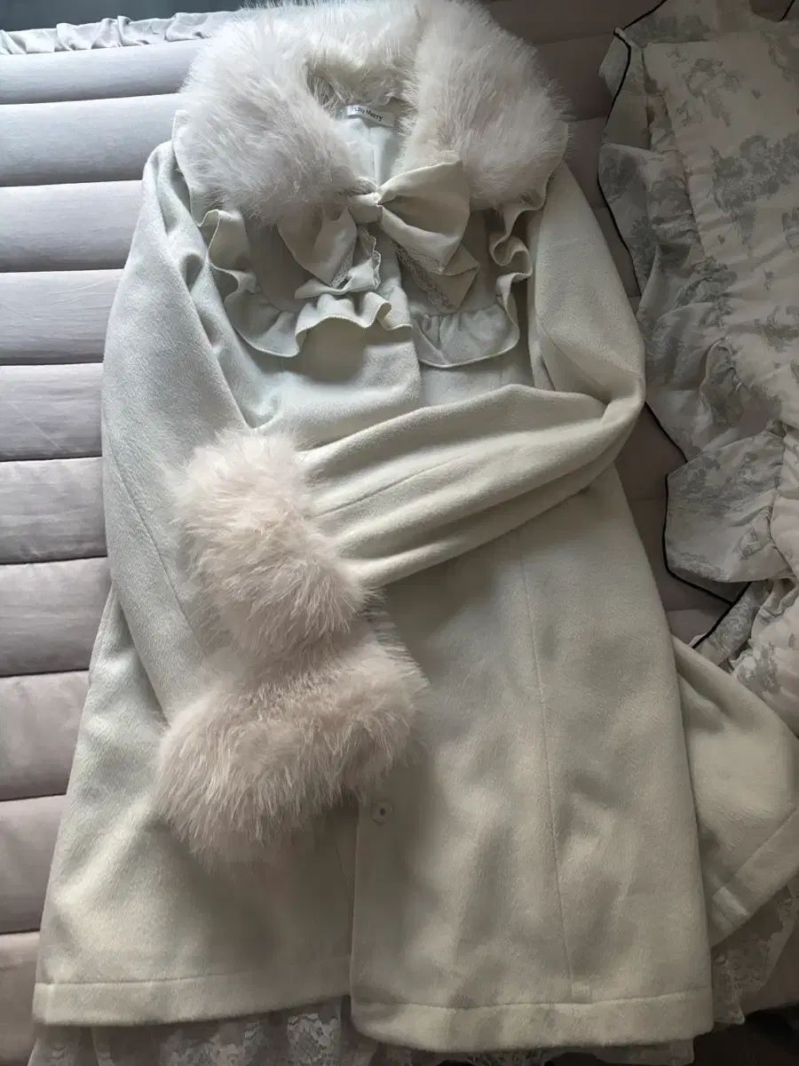 ウールモエニャ マイクロシマ コラボ コート リリーメリー