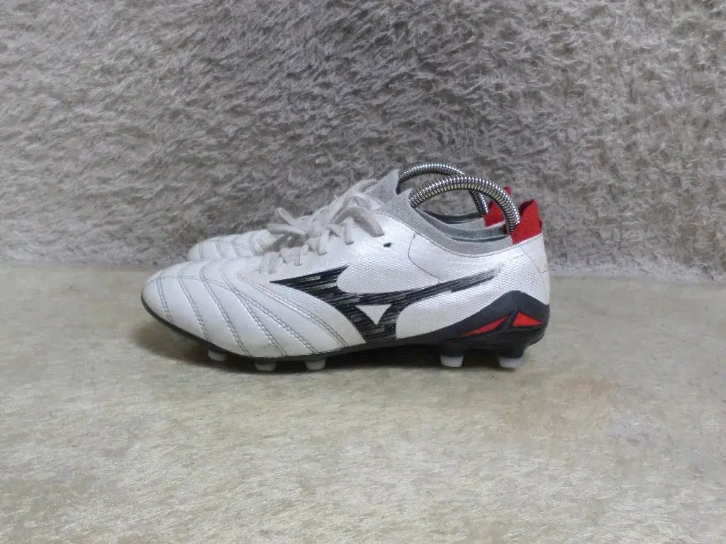 260ミズノ モレリア NEO 3 ジャパン サッカーシューズ