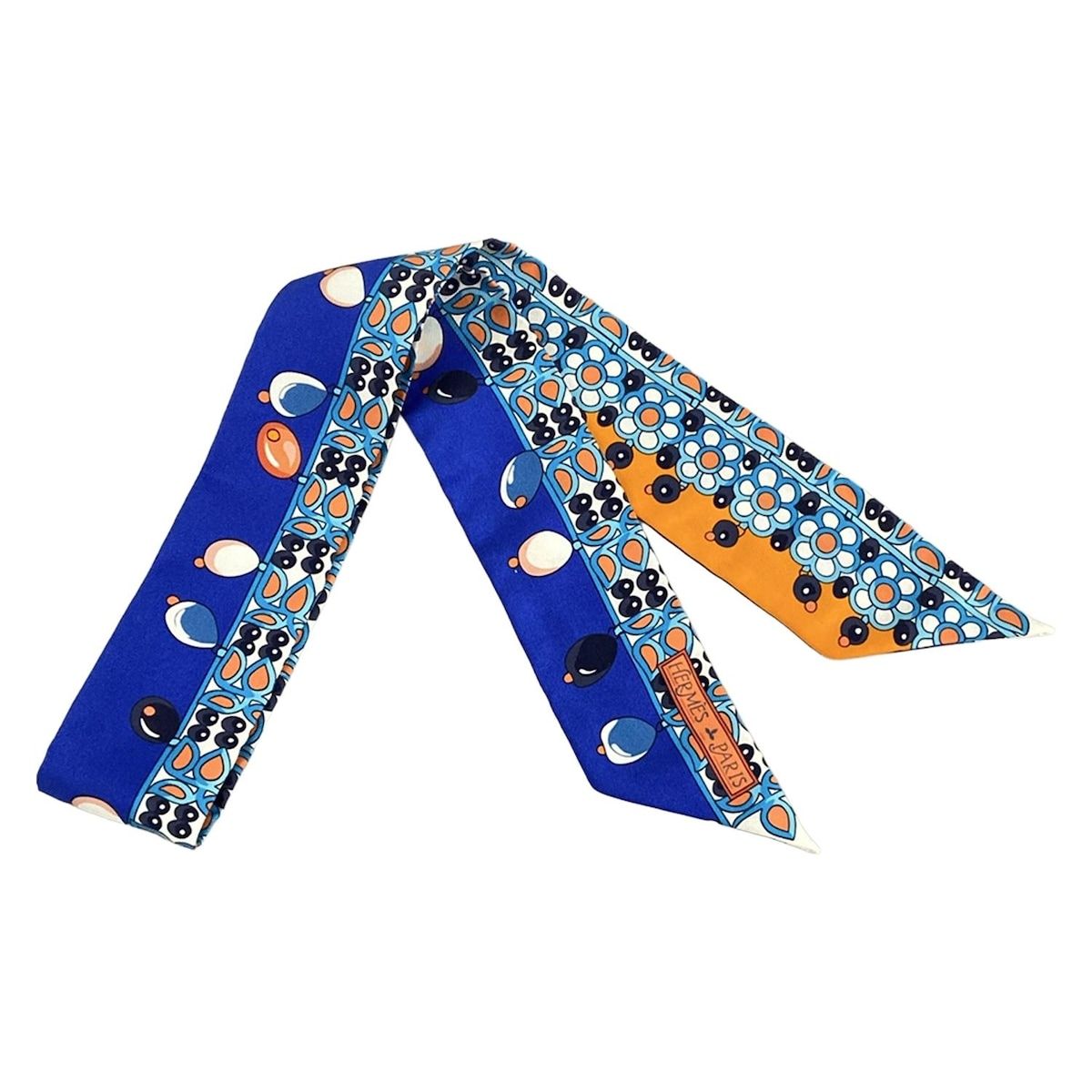 HERMES(エルメス) スカーフ新品同様 ツイリー ネイビー×オレンジ