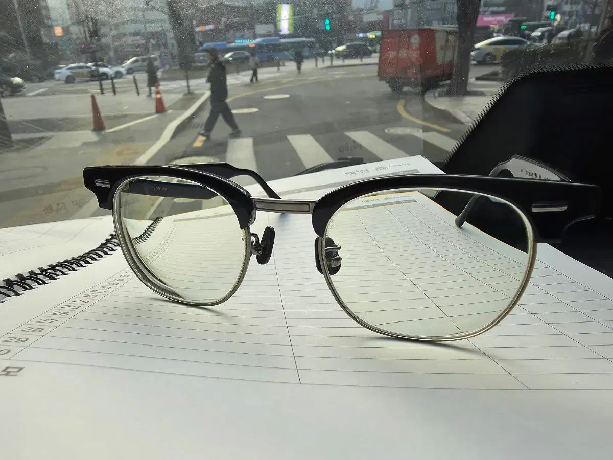  イェロービー FAKE ME フェイクミー メガネ サングラス 小物