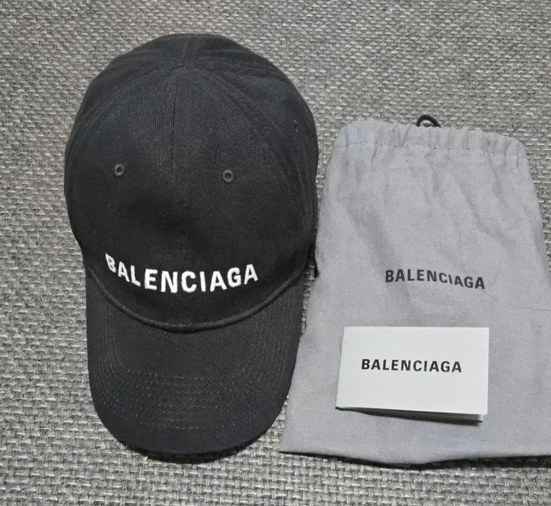 バレンシアガ ボールキャップ 59 L