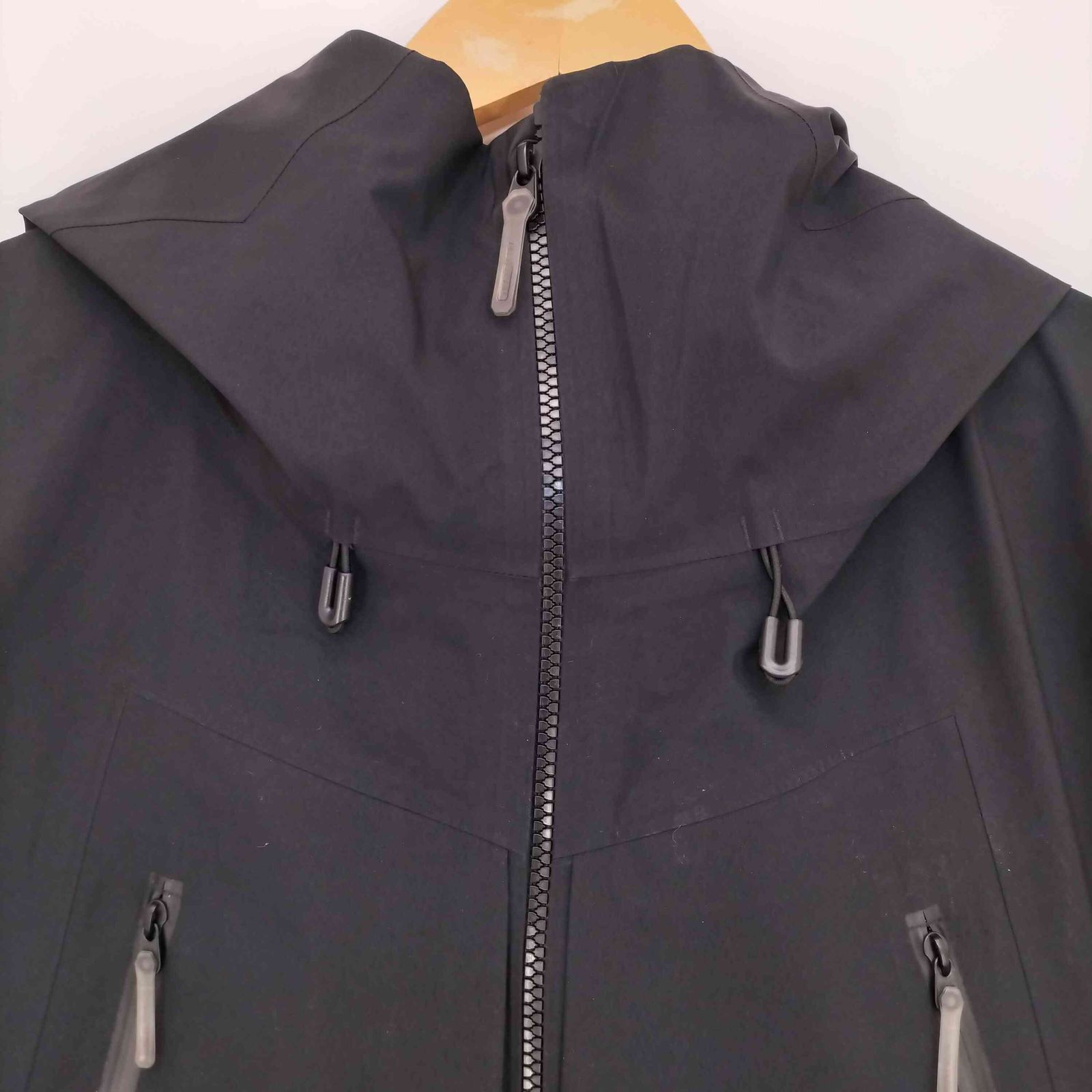 デサントオルテライン DESCENTE ALLTERRAIN 81 GORE-TEX Shell Jacket 