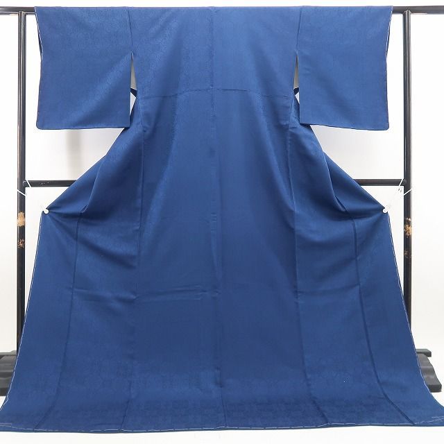 ❁tomihisa❁未着用 着物 正絹 仕付け糸付 小紋 藍染“冬の静けさに伝統