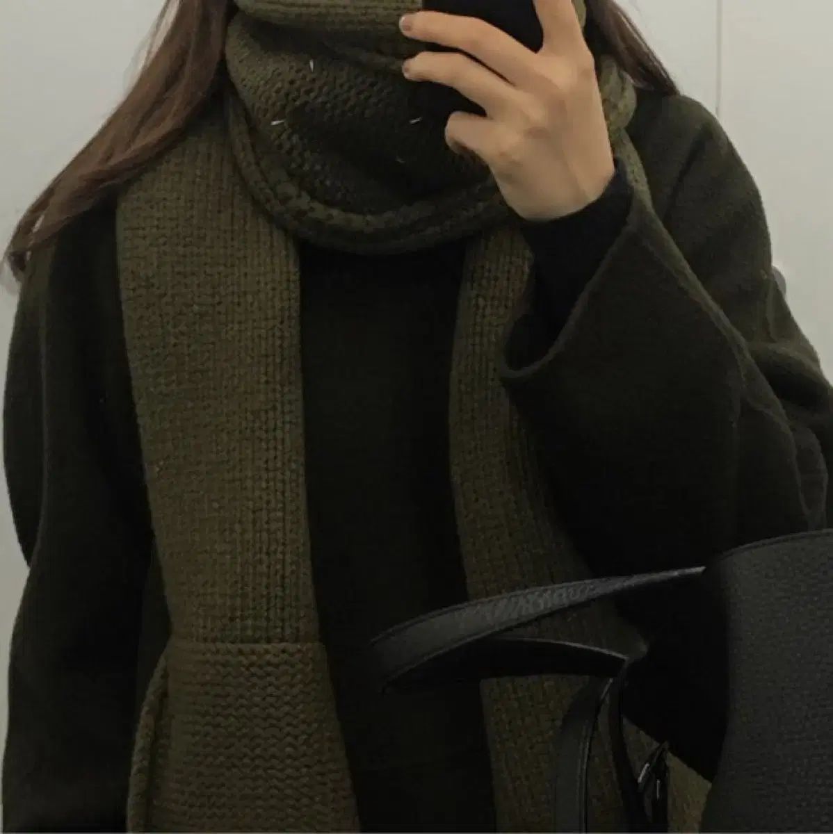 正規品)1/7までメゾン マルジェラ マフラー カーキ色 - メルカリ