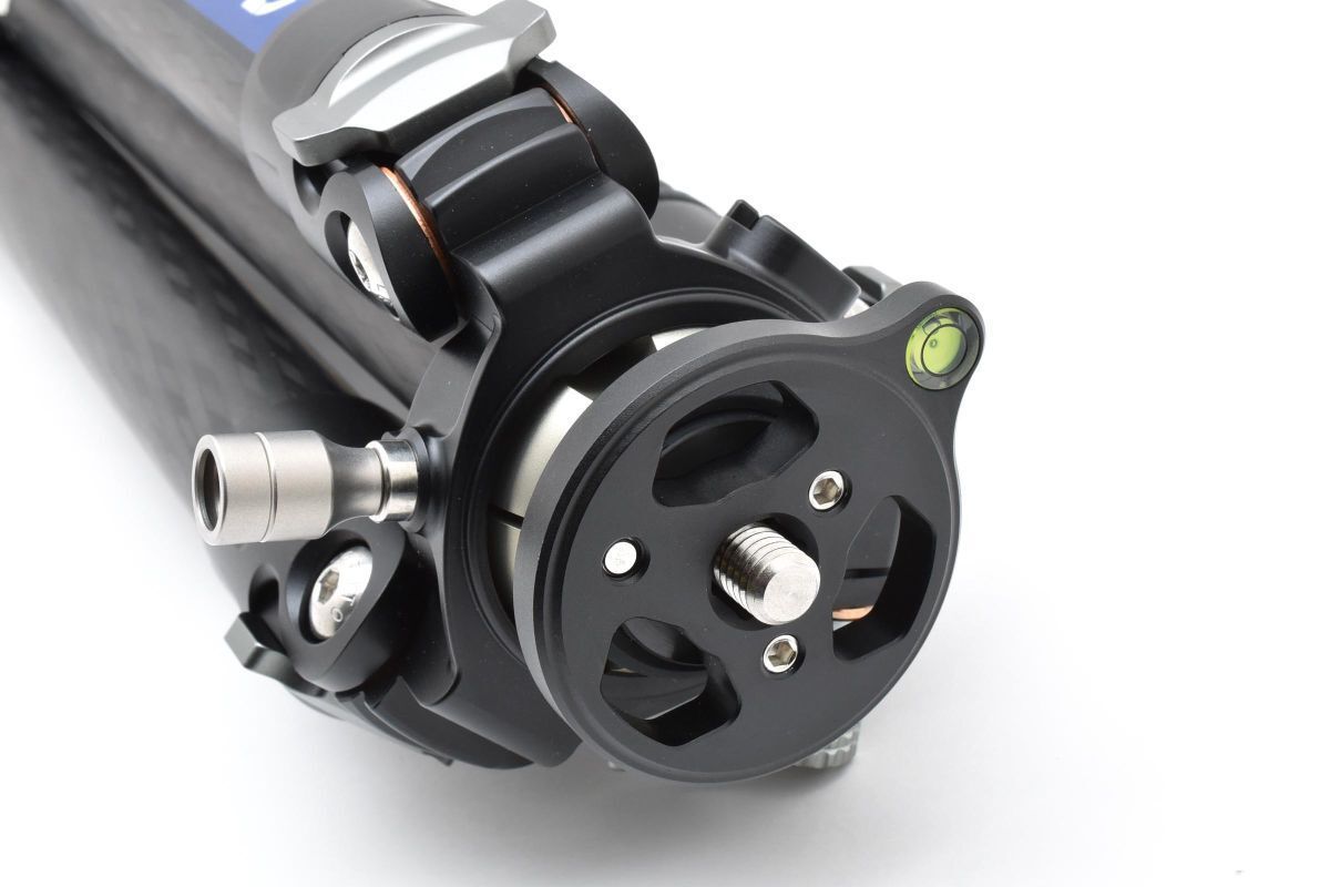 マンバ カーボン三脚