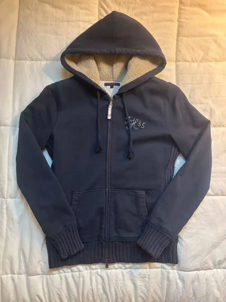 トミーヒルフィガー シープスキン