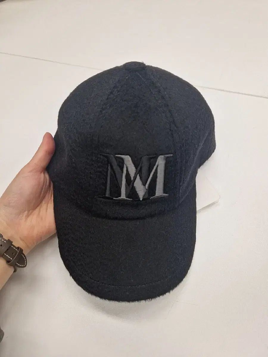 【落札済】MAX MARA マックスマーラ ベースボールキャップ MAX MARA マックスマーラ ウール ベースボールキャップ 新品 57 サイズ