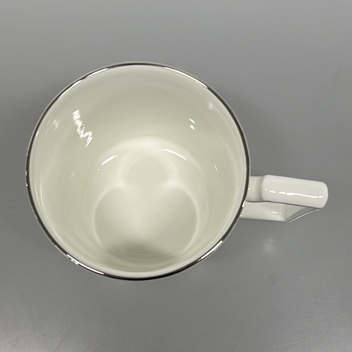 WEDG WOOD ウェッジウッド マグカップ - 白×シルバー