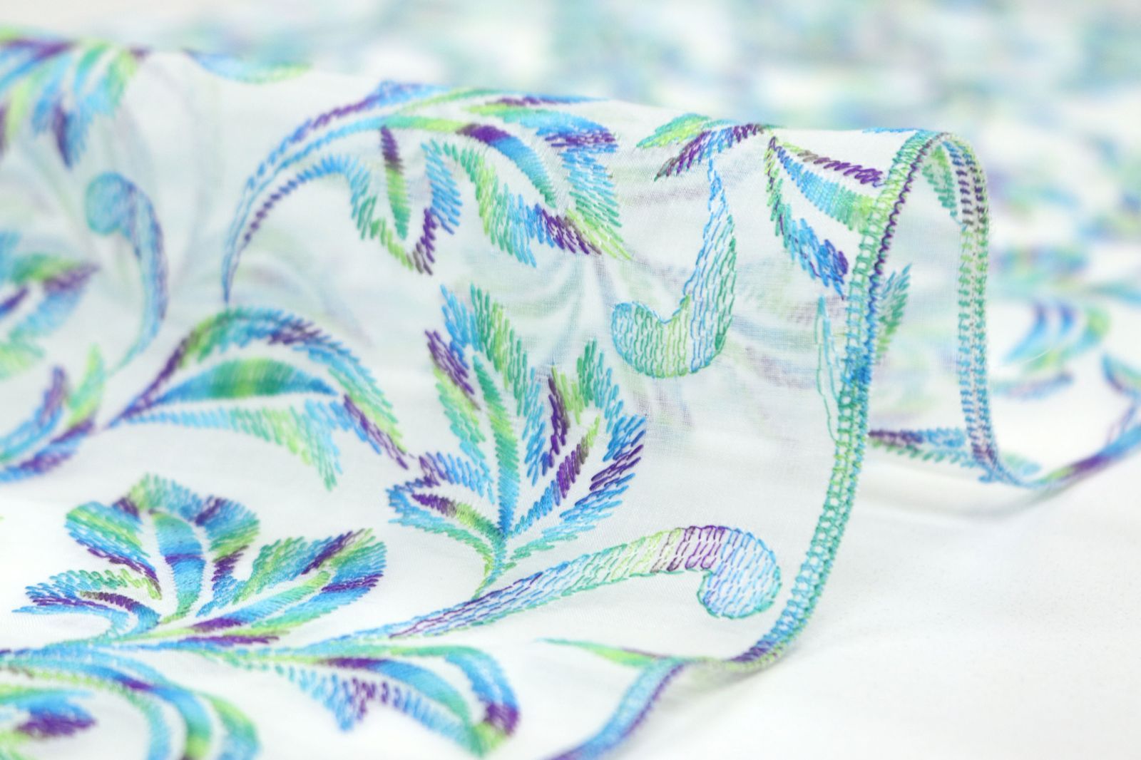 スリーシーズン