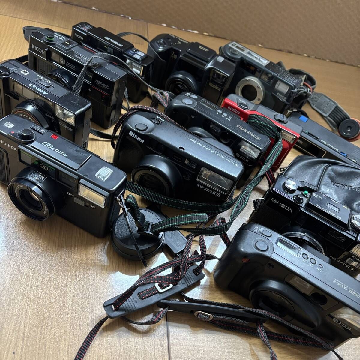 まとめ】コンパクトフィルムカメラ 12台 Canon 他 動作未確認 現状品