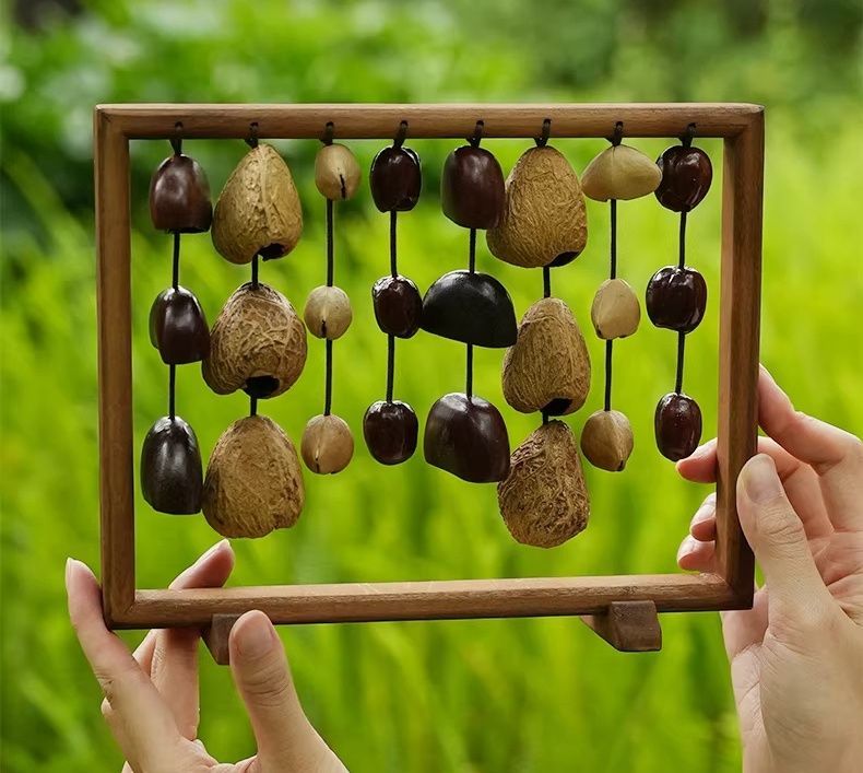天然木の実 風鈴 卓上オブジェ 森の音色を楽しむ 手作りナチュラルベル 実木フレーム 木の実シェル 癒し ヨガ ギフトに 玄関 飾り 卓上 ハンドメイド 風鈴 手作り 雑貨 ギフト プレゼント 癒し雑貨 SGYP209