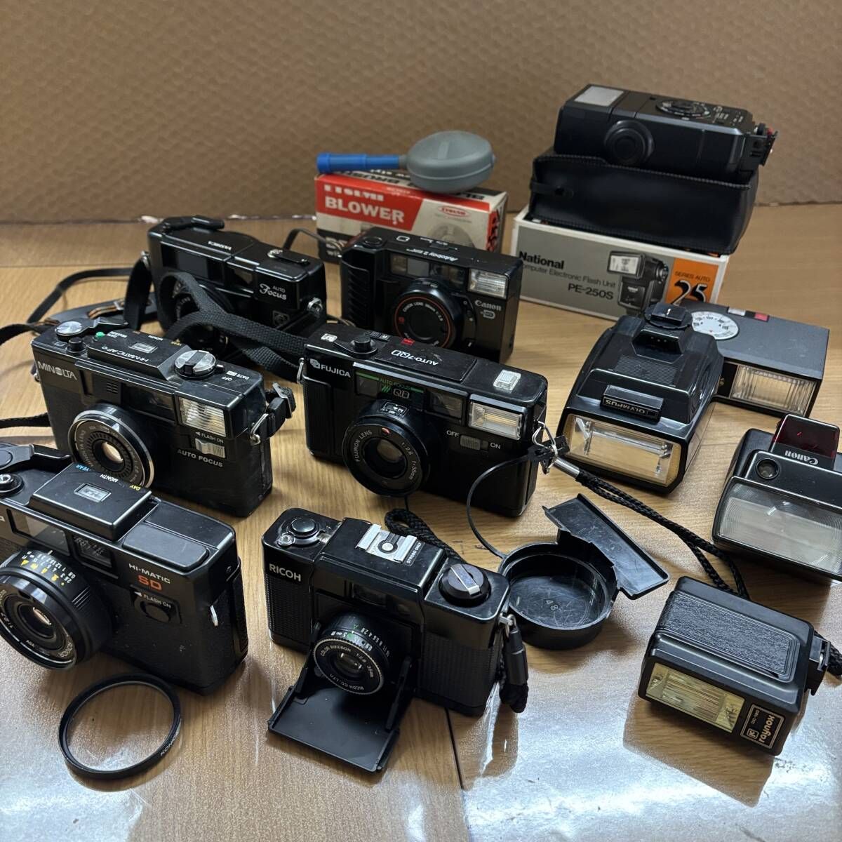 【まとめ売り】フィルムカメラ　キャノン　ミノルタ　オリンパス　4個セット コンパクトカメラ まとめセット フィルムカメラ デジカメ OLYMPUS