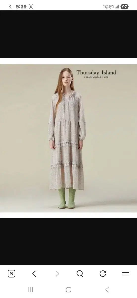 サースデーアイランド フリルマキシワンピース