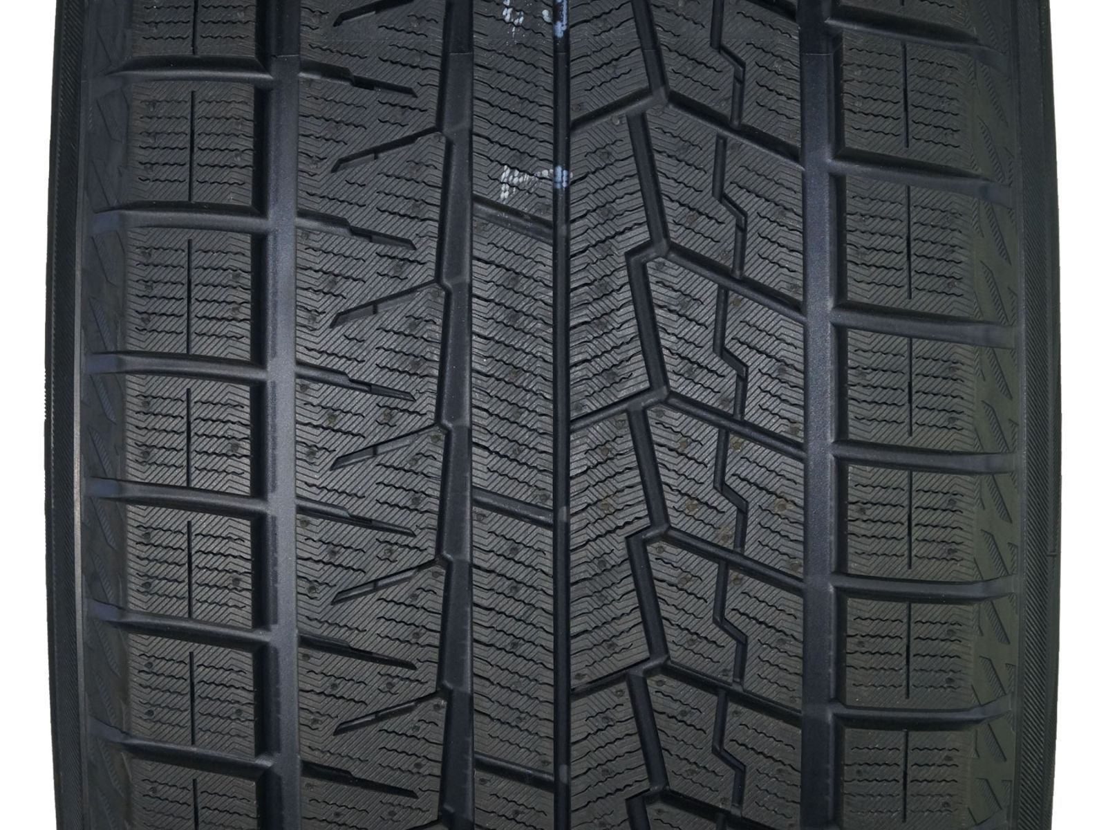 2本セット スタッドレスタイヤ 処分 235|50 R 18 97 Q ヨコハマ iceGUARD 7 iG 70 A 日本製 国産 冬 スノー アイスガード セブン 235|50|18 235|50-18 235 50