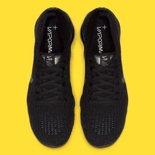 ナイキ ヴェイパーマックス フライニット 3 0 トリプルブラック