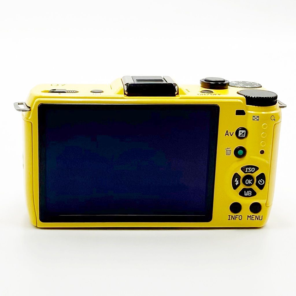 ペンタックス PENTAX Q7 ダブルズームキット イエロー ミラーレス