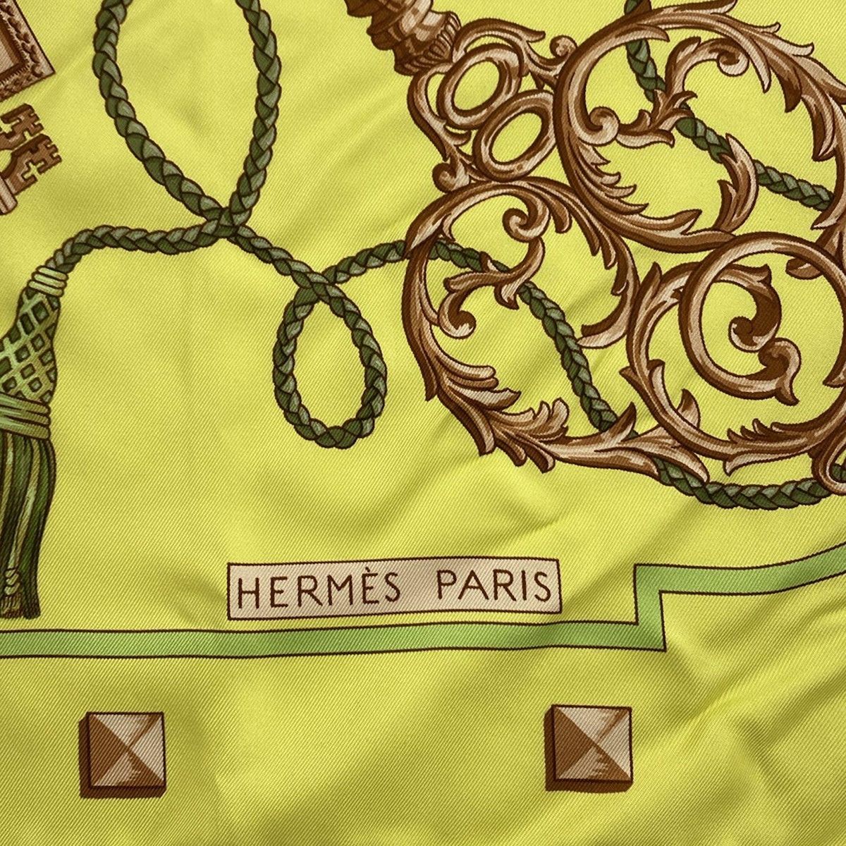  HERMES エルメス スカーフ カレ90 イエローグリーン×ダークブラウン×マルチ キー 鍵 バンダナ スカーフ 小物