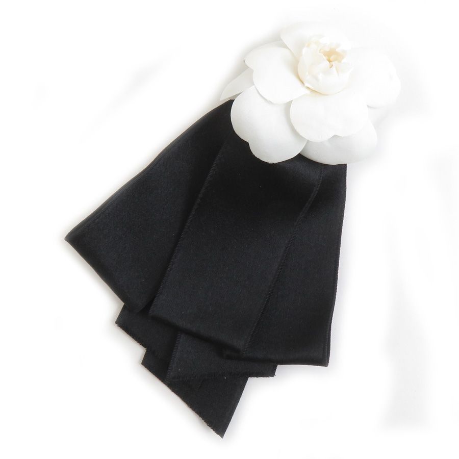 シャネル CHANEL ブローチ カメリア