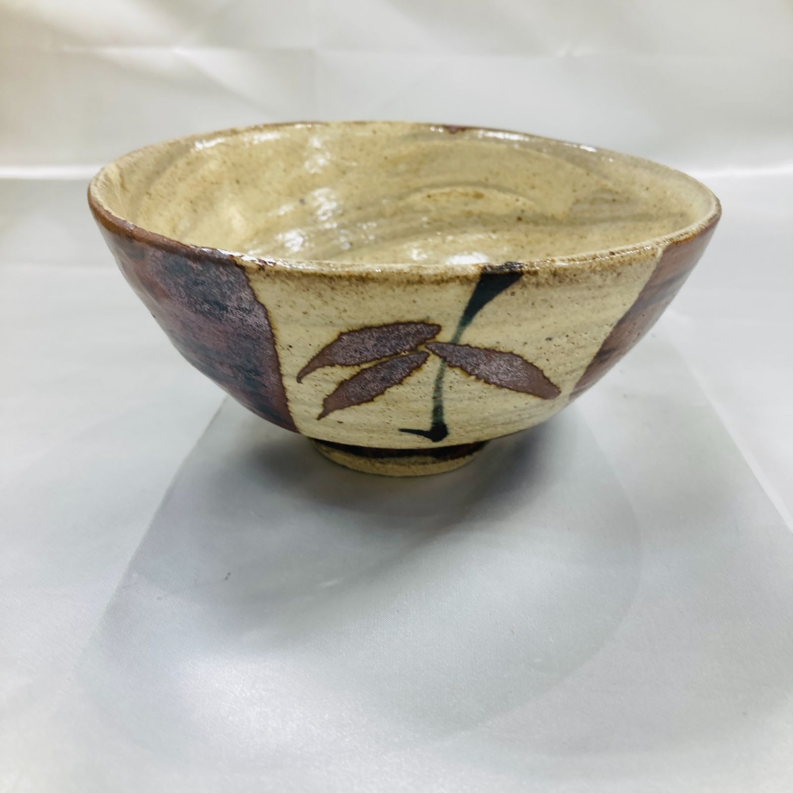 A【共箱・陶歴付き】明石庄作 益子焼 地釉鉄絵 茶碗 茶器 茶道具