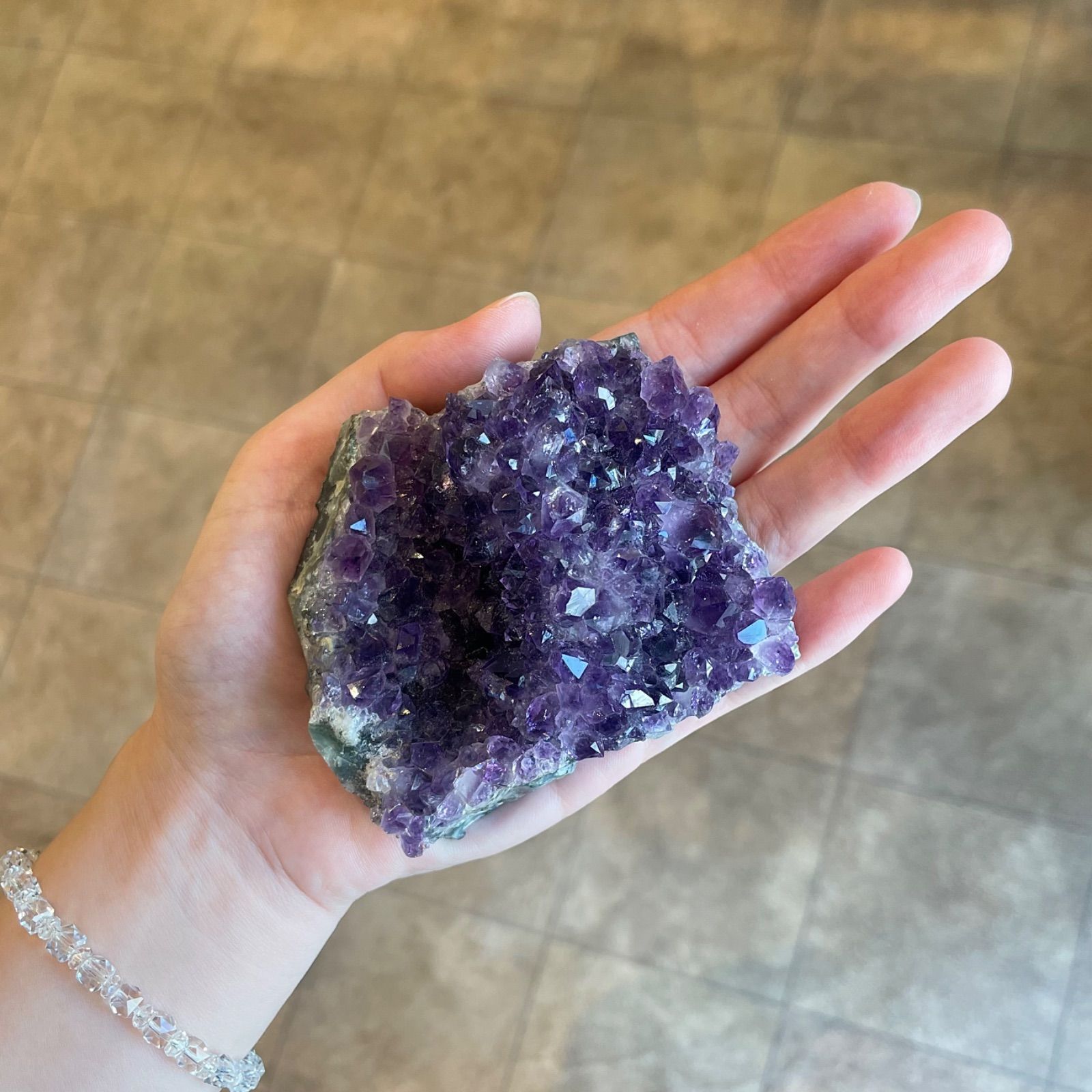 アメシスト原石 台付き