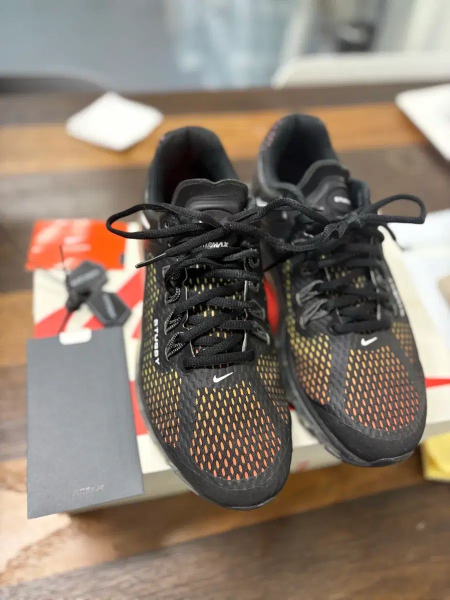 コラボ エアマックス