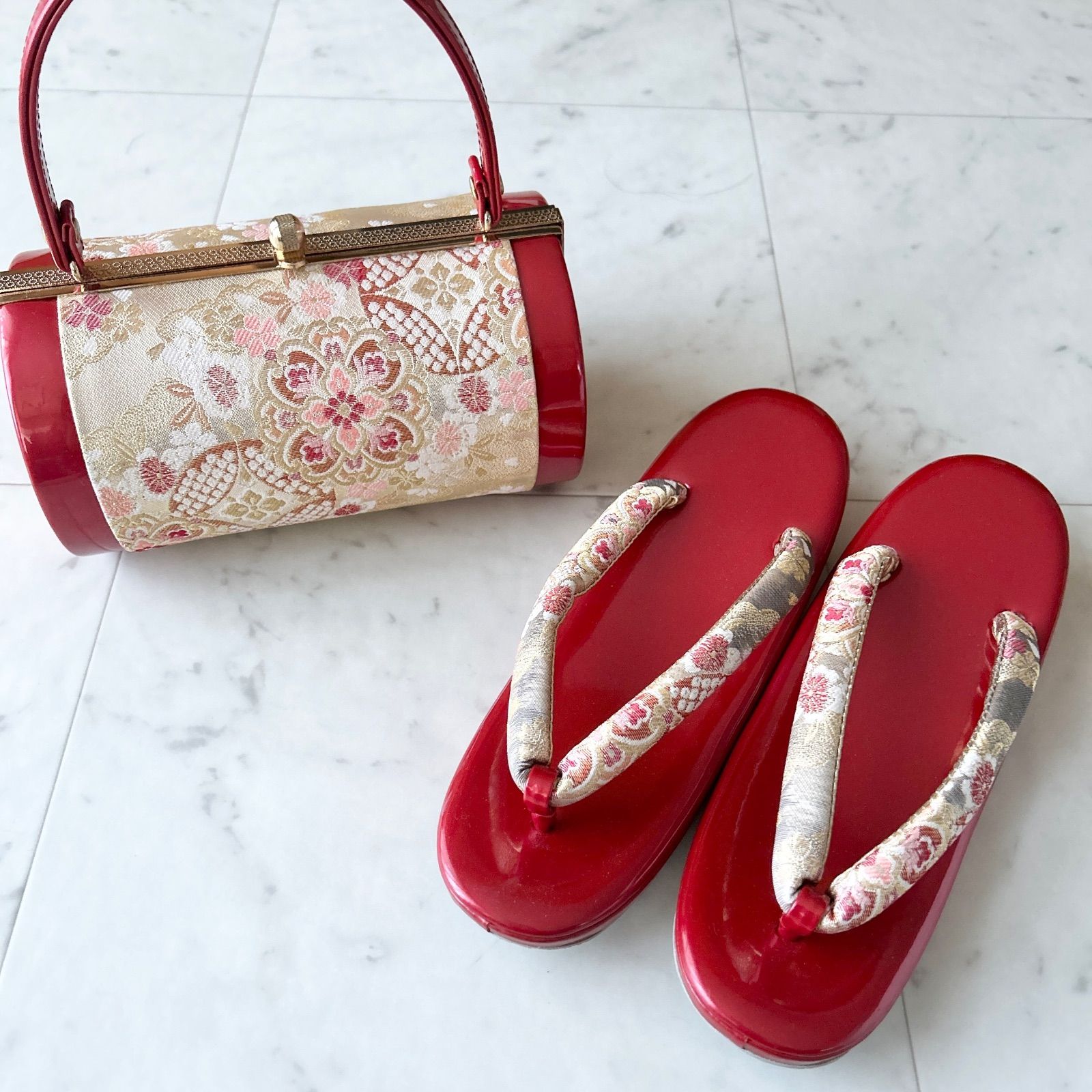 和装小物 草履 バッグセット 金糸花柄刺繍 エナメル 正絹 着物 着付け 成人式 フォーマル