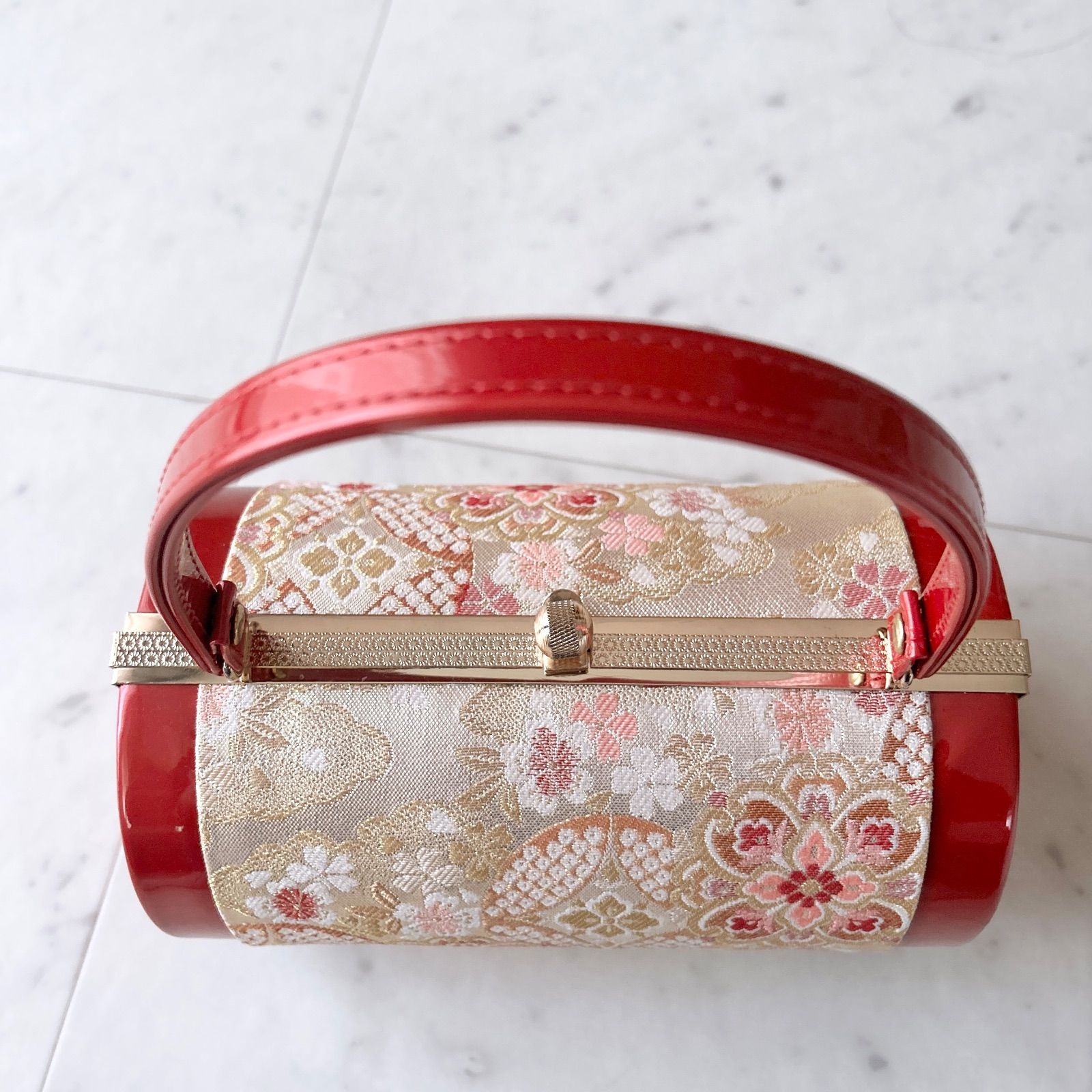 美品 和装小物 草履 バッグセット 金糸花柄刺繍 エナメル 正絹 着物