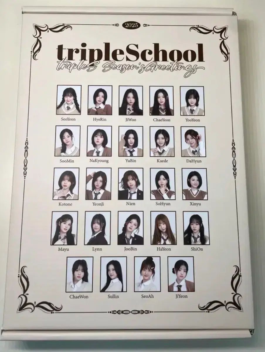 トリプルエス tripleS 2025 シーズン グリーティング シーグリ - メルカリ