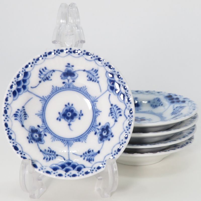 ロイヤルコペンハーゲン プレート□ブルーフルーテッド ハーフレース