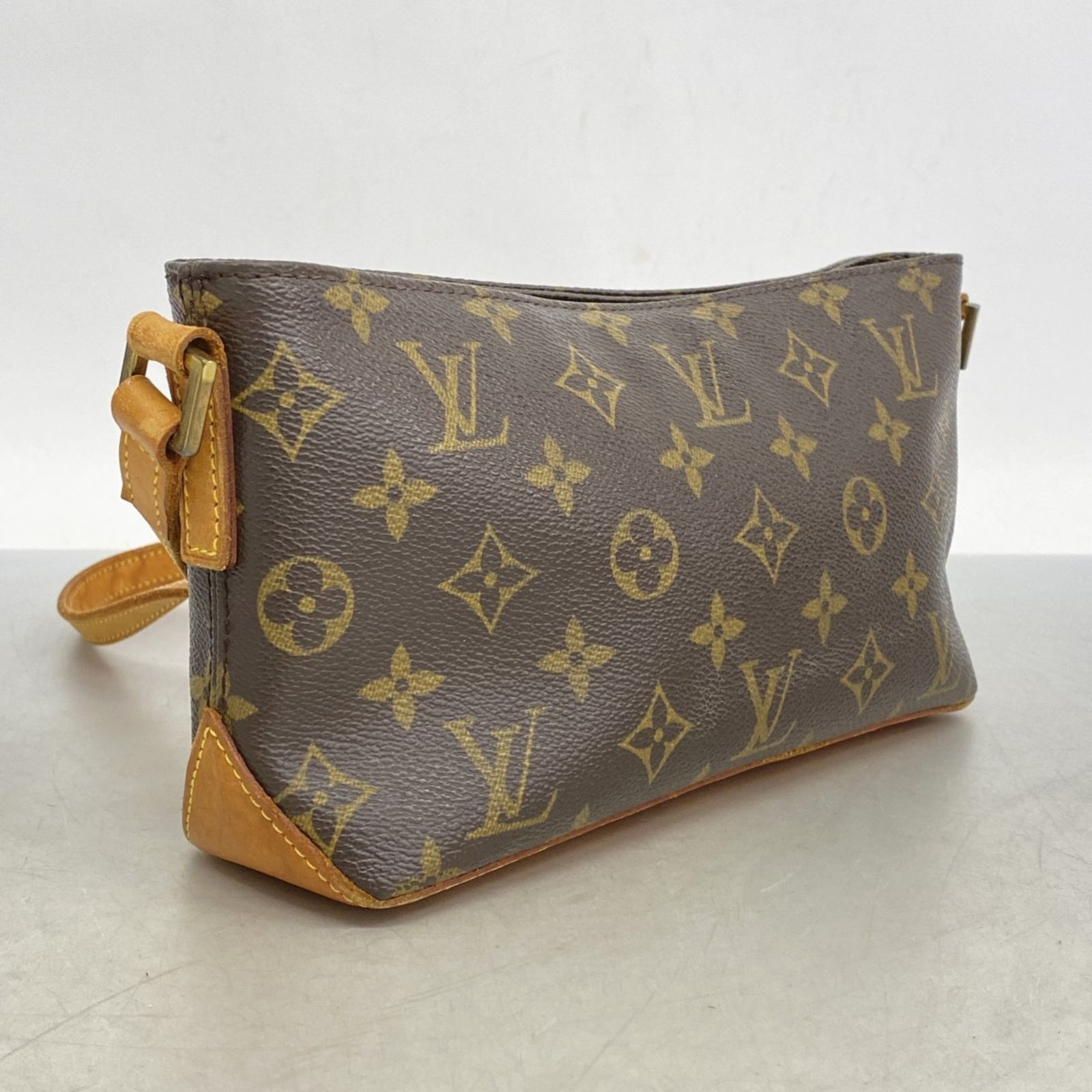 ルイ・ヴィトン(Louis Vuitton) ルイ・ヴィトン ショルダーバッグ