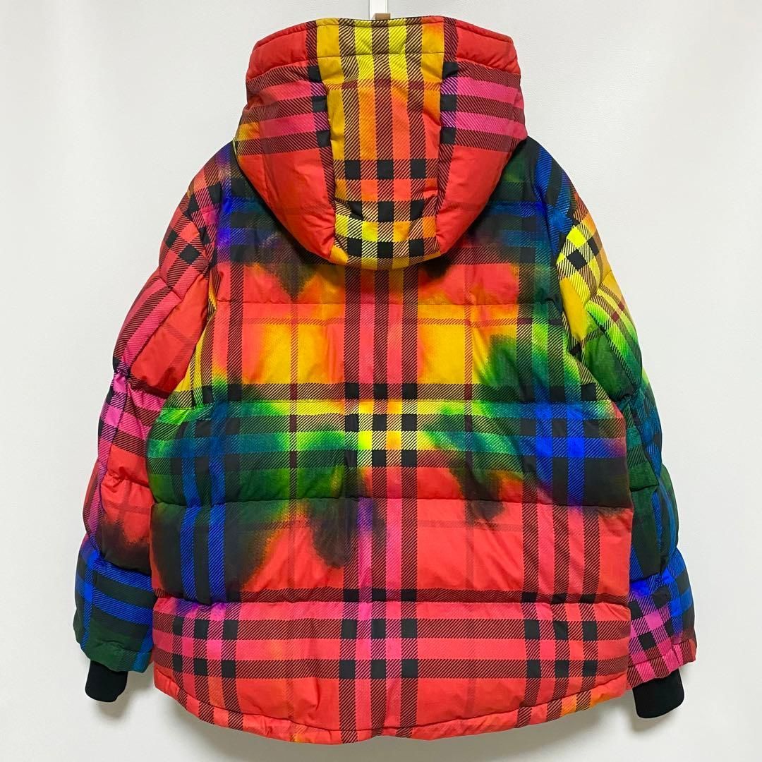 ✨BURBERRYバーバリー✨ダウンジャケット　ノバチェック　ファー取外可　３８ ✨BURBERRYバーバリー✨ダウンジャケットノバチェックファー取外可38