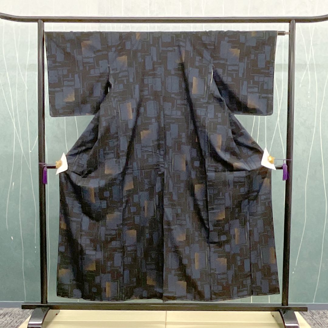 ｜適応身長 約158 cm リサイクル着物 大島紬 しつけ糸つき 8300-00014