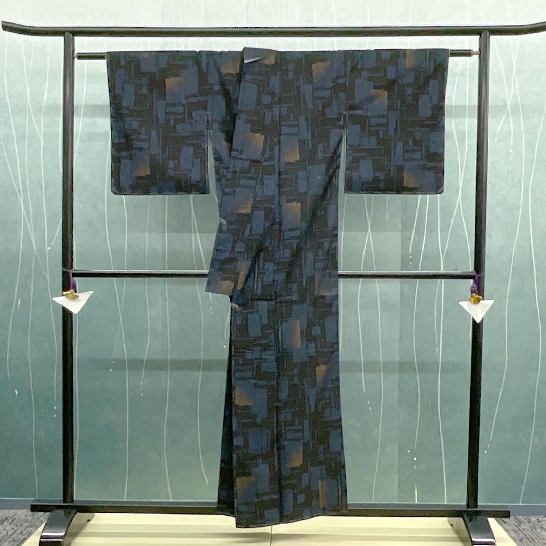 ｜適応身長 約158 cm リサイクル着物 大島紬 しつけ糸つき 8300-00014