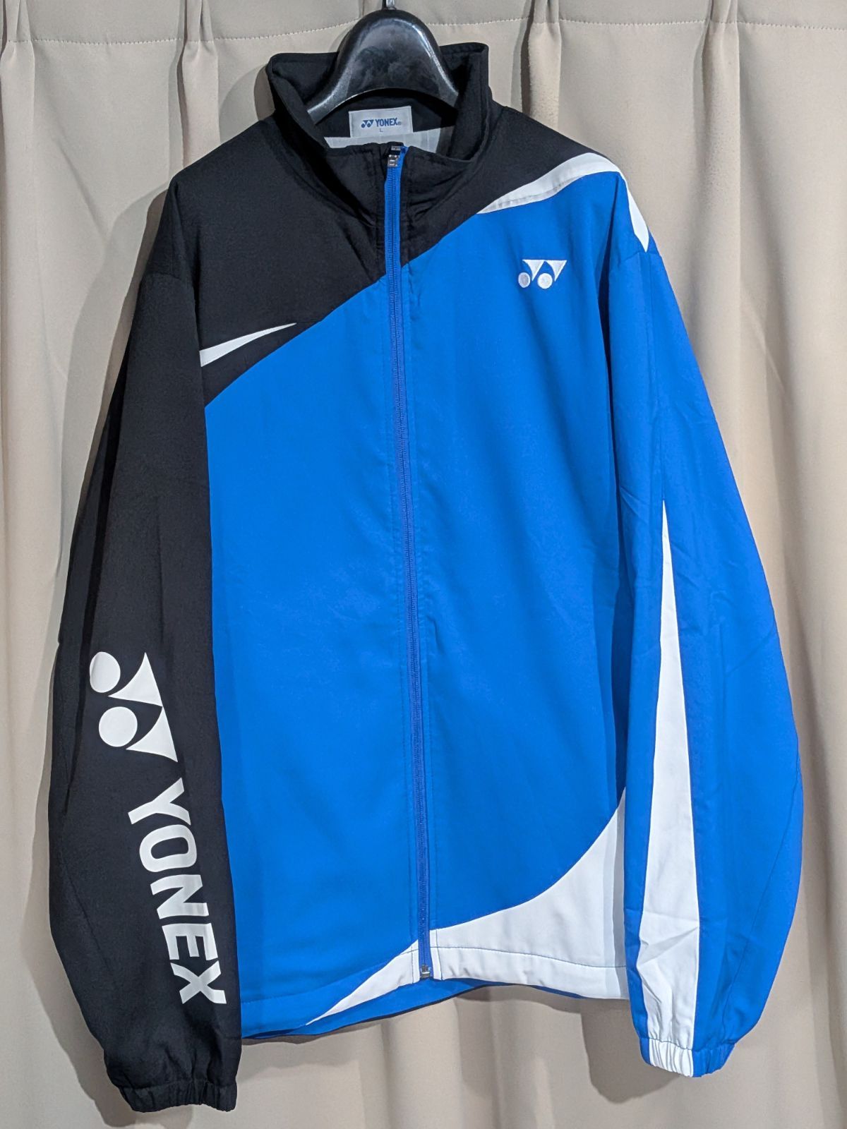 【24時間以内/早い者勝ち】ヨネックス セットアップ ヒートカプセル Lサイズ YONEX（ヨネックス） 【限定】ヨネックス ヒートカプセル 中綿入りV首