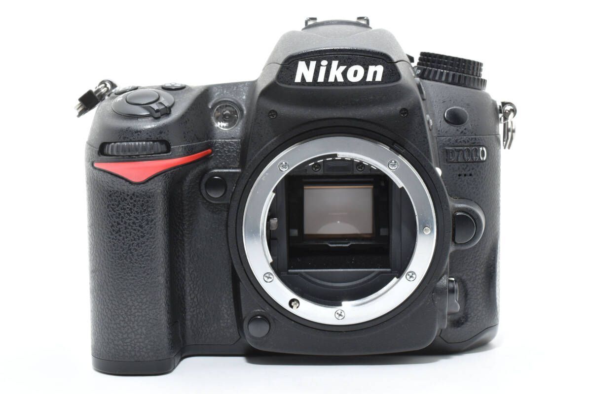 ショット数16 589回 ニコン Nikon D 7000 ボディ 1033 j