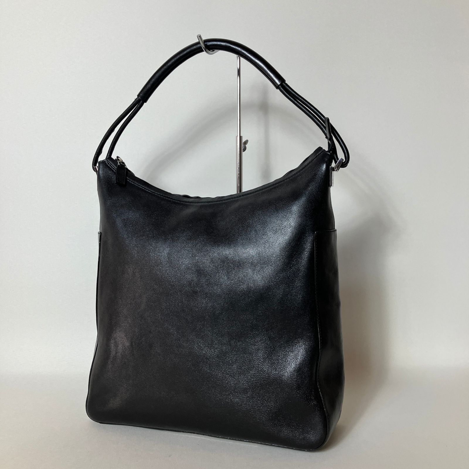 2512-148｜美品｜グッチ ワンショルダーバッグ レザー ブラック 2512-148｜美品｜グッチ ワンショルダーバッグ レザー ブラック - メルカリ