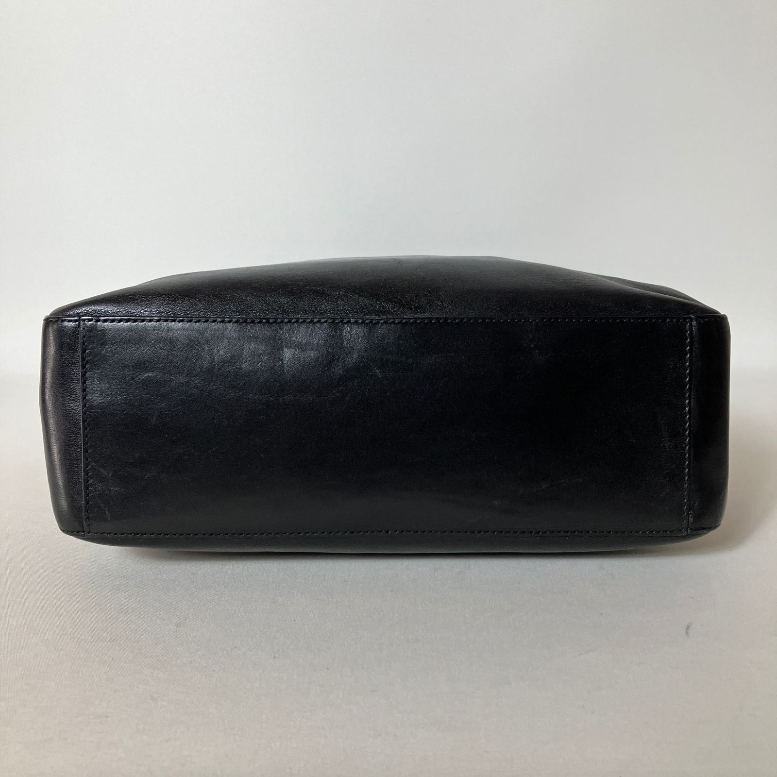 2512-148｜美品｜グッチ ワンショルダーバッグ レザー ブラック 2512-148｜美品｜グッチ ワンショルダーバッグ レザー ブラック - メルカリ