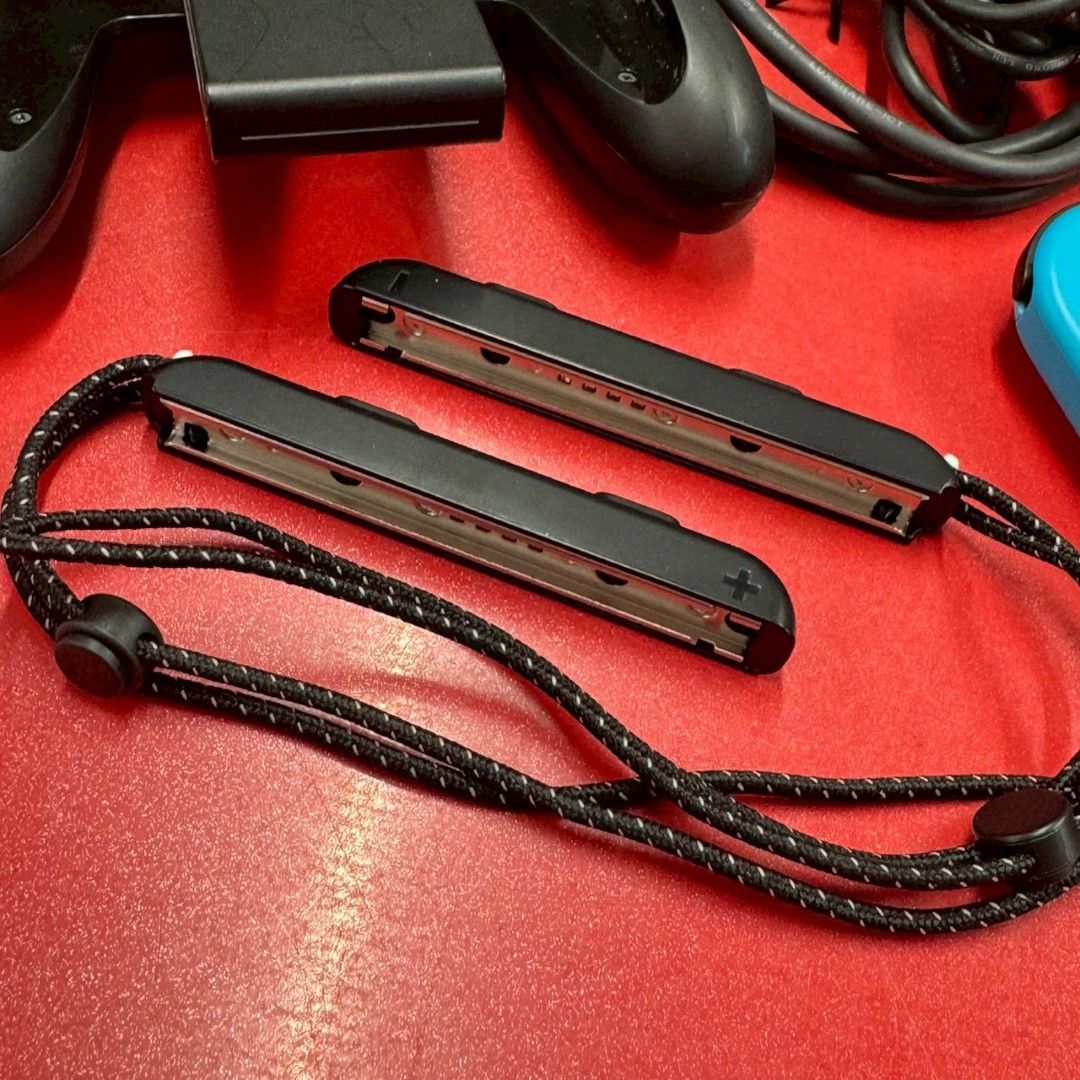 □Nintendo Switch 本体 ニンテンドースイッチハード 任天堂 動作可