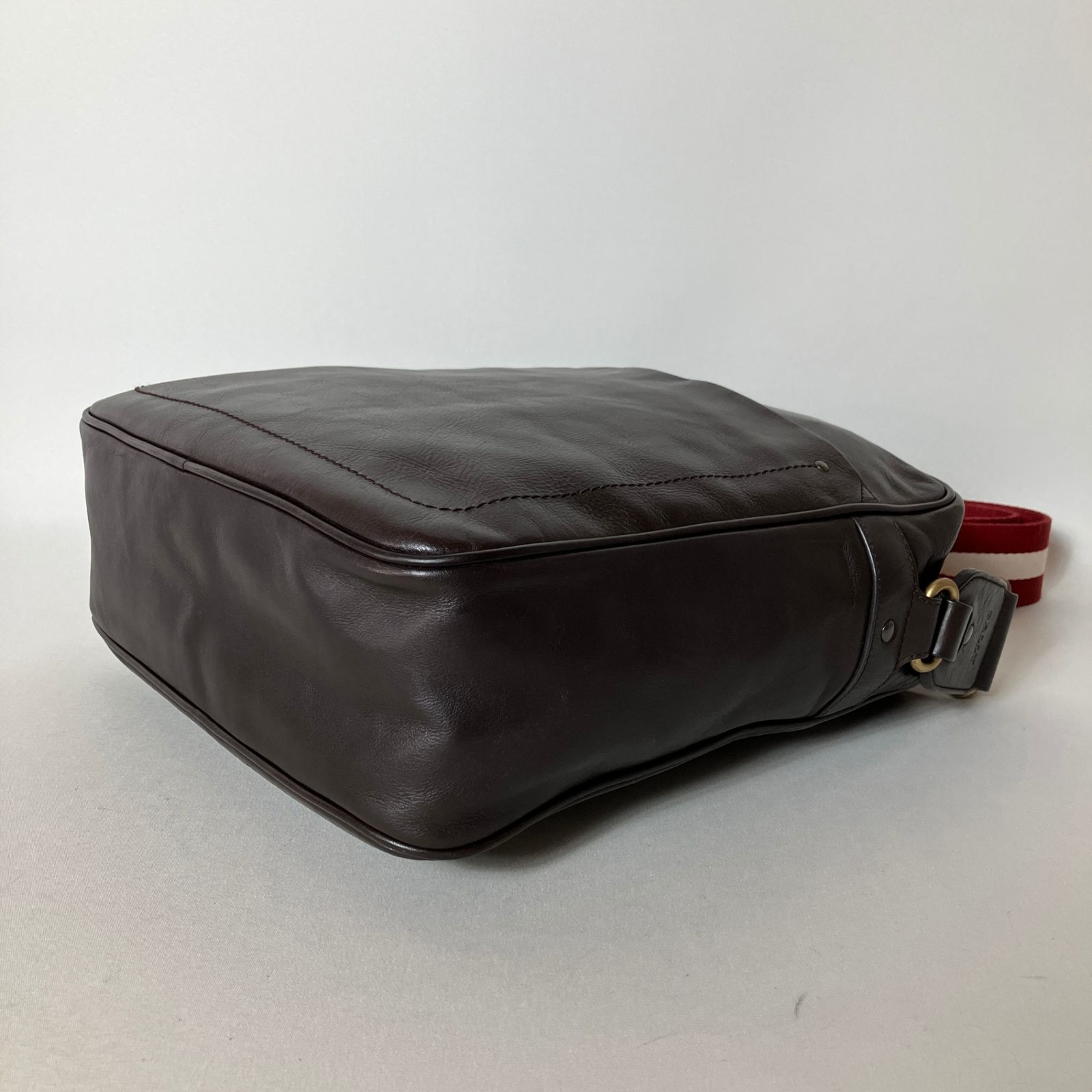 2512-168｜美品｜バリー ショルダーバッグ レザー ダークブラウン