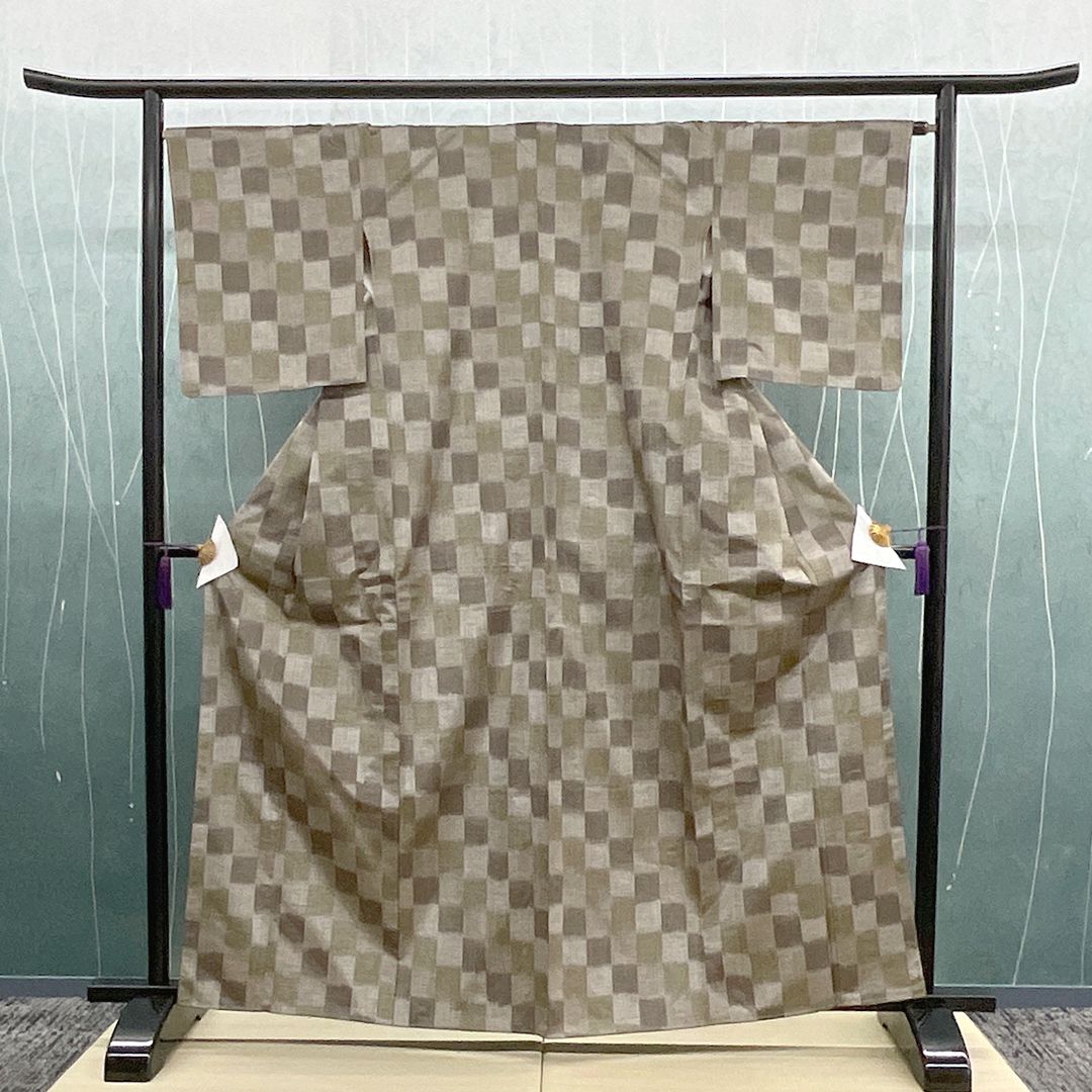 ｜適応身長 約163 cm リサイクル着物 紬 しつけ糸つき 8300-00018