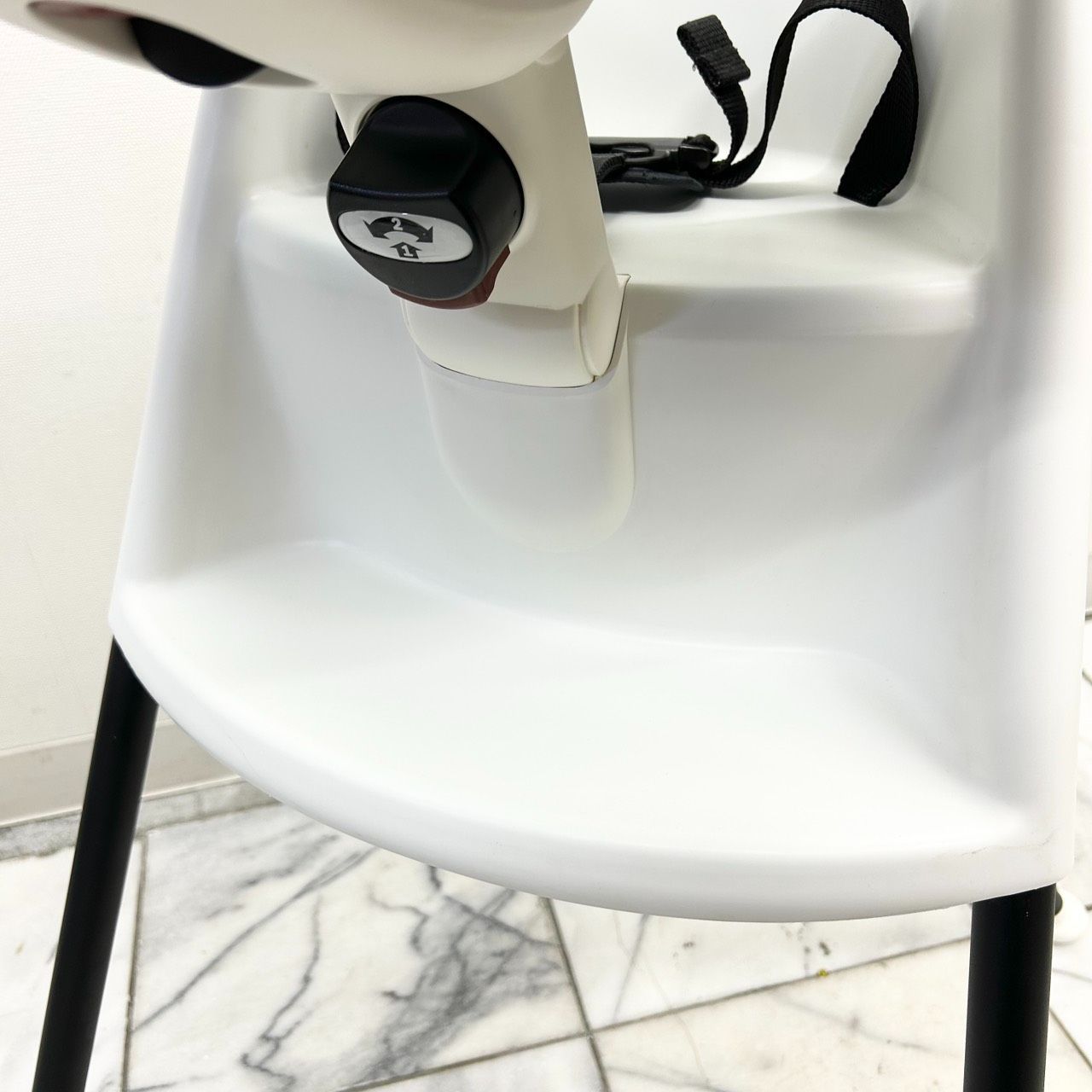 BABYBJORN ベビービョルン ハイチェア ベルト付き ベビービョルン 日本 