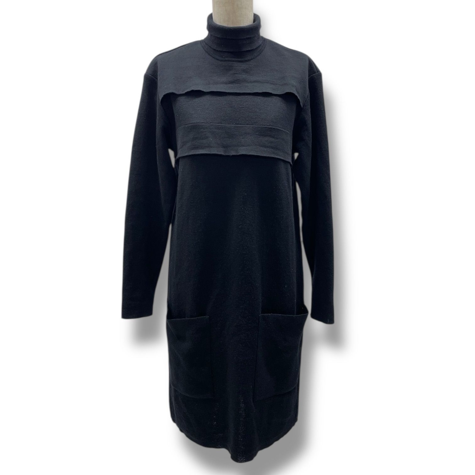 ISSEY MIYAKE イッセイミヤケ ワンピース ニット タートルネック ひざ