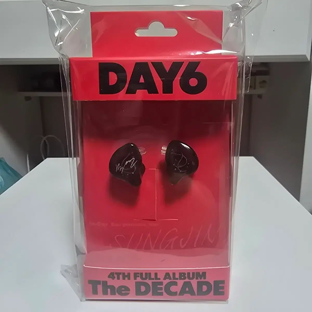 DAY 6 ソンジン SUNGJIN イヤホン The Decade モデル