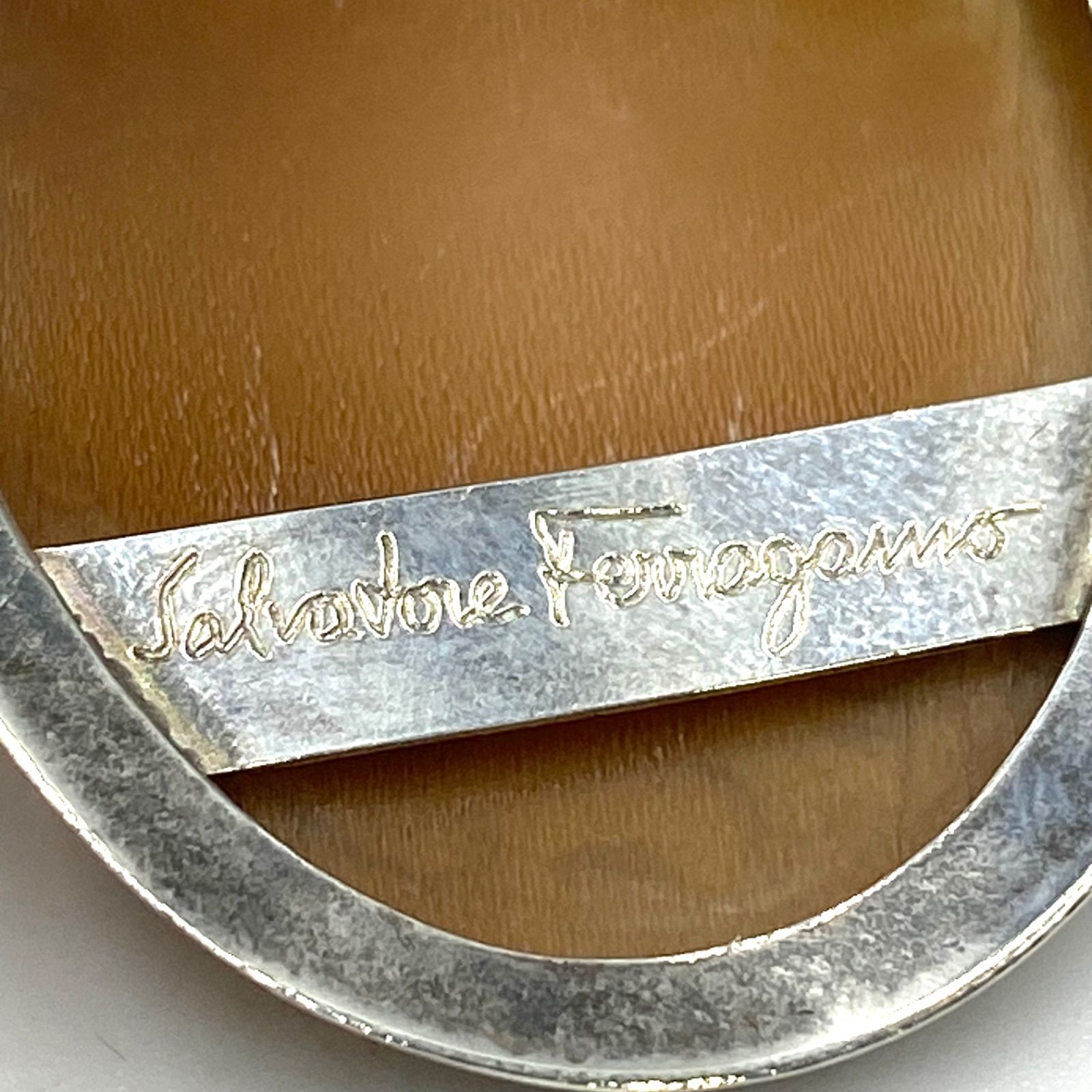 Salvatore Ferragamo サルヴァトーレ フェラガモ ブローチ コサージュ