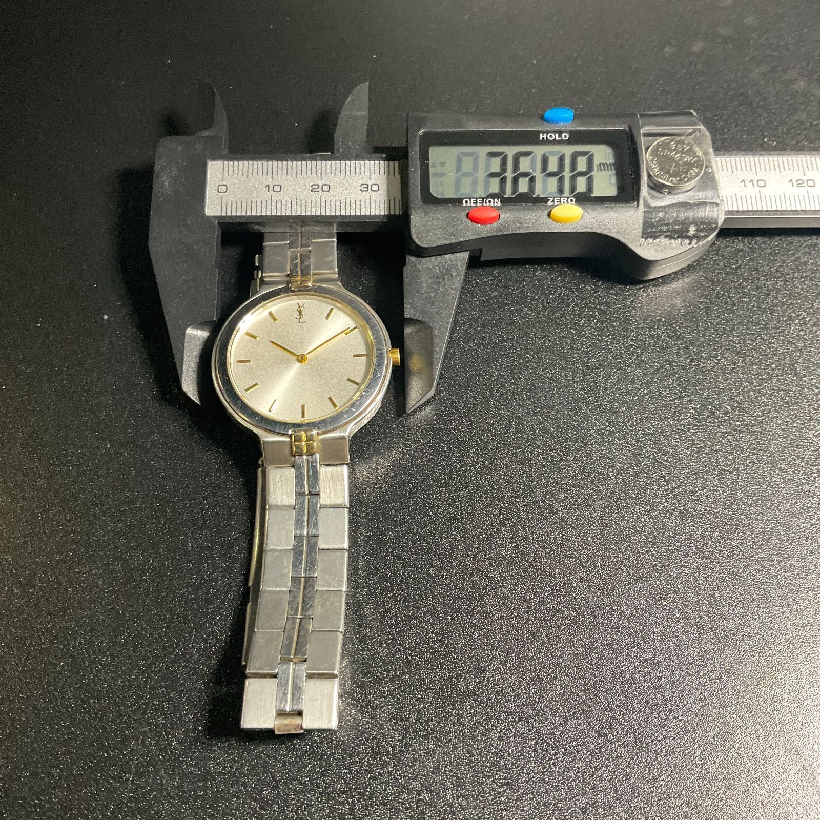 イヴサンローラン 時計