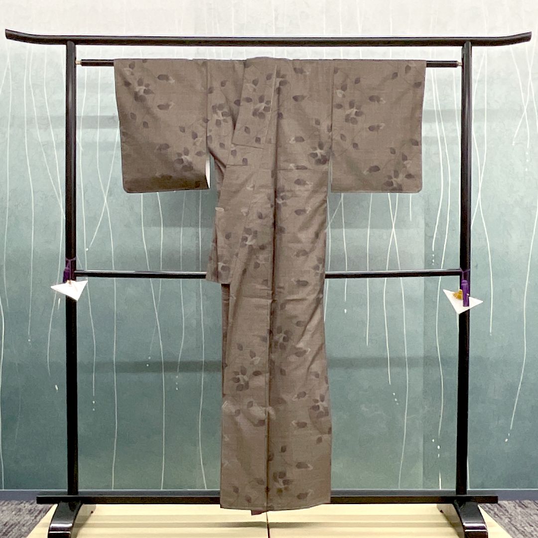 適応身長 約160 cm リサイクル着物 大島紬 しつけ糸つき 8300-00021