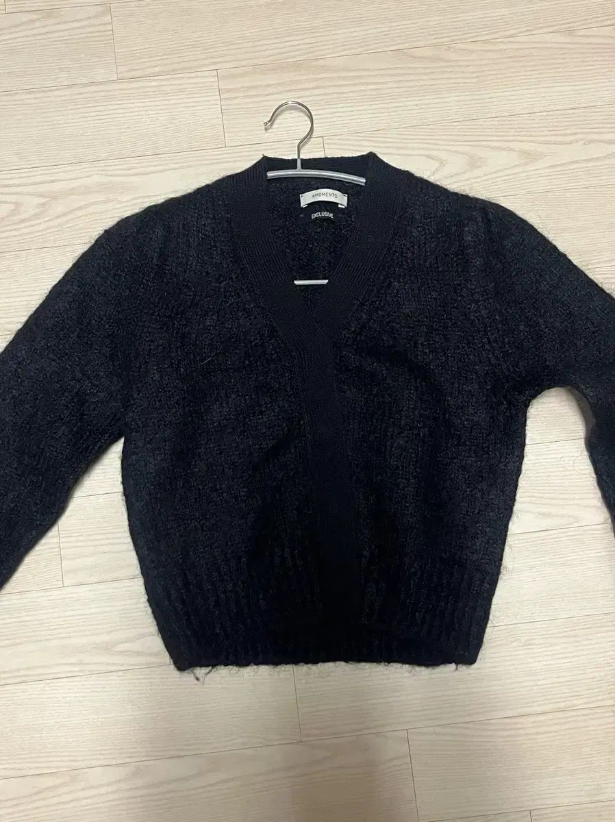 アモーメント グランドマスター カーディガン ブラック