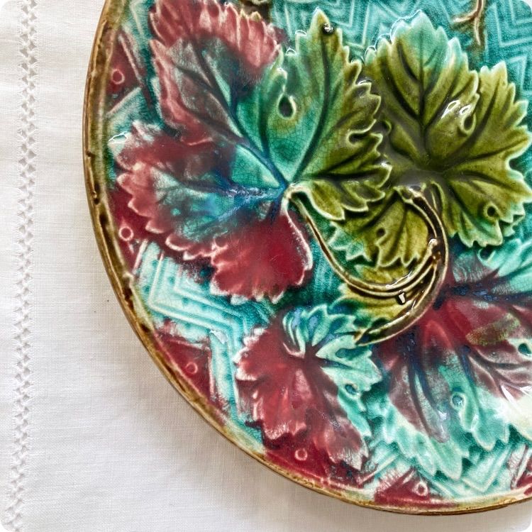 フランスアンティーク 皿｜バルボティーヌ 優雅な葉っぱ模様 1900年頃