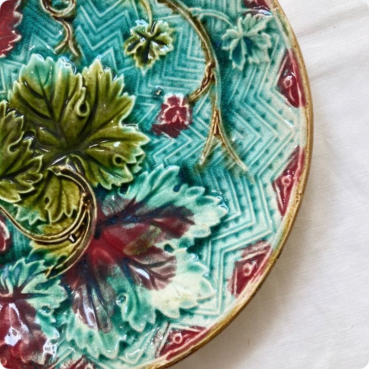 バルボティーヌ 優雅な葉っぱ模様