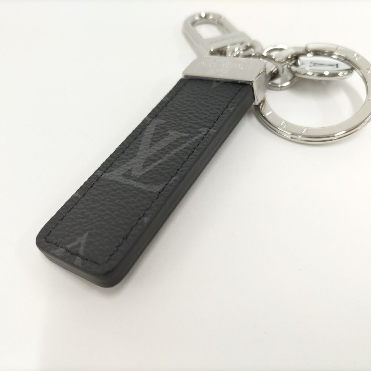 LOUIS VUITTON ネオLVクラブ キーリング モノグラム エクリプス M01527